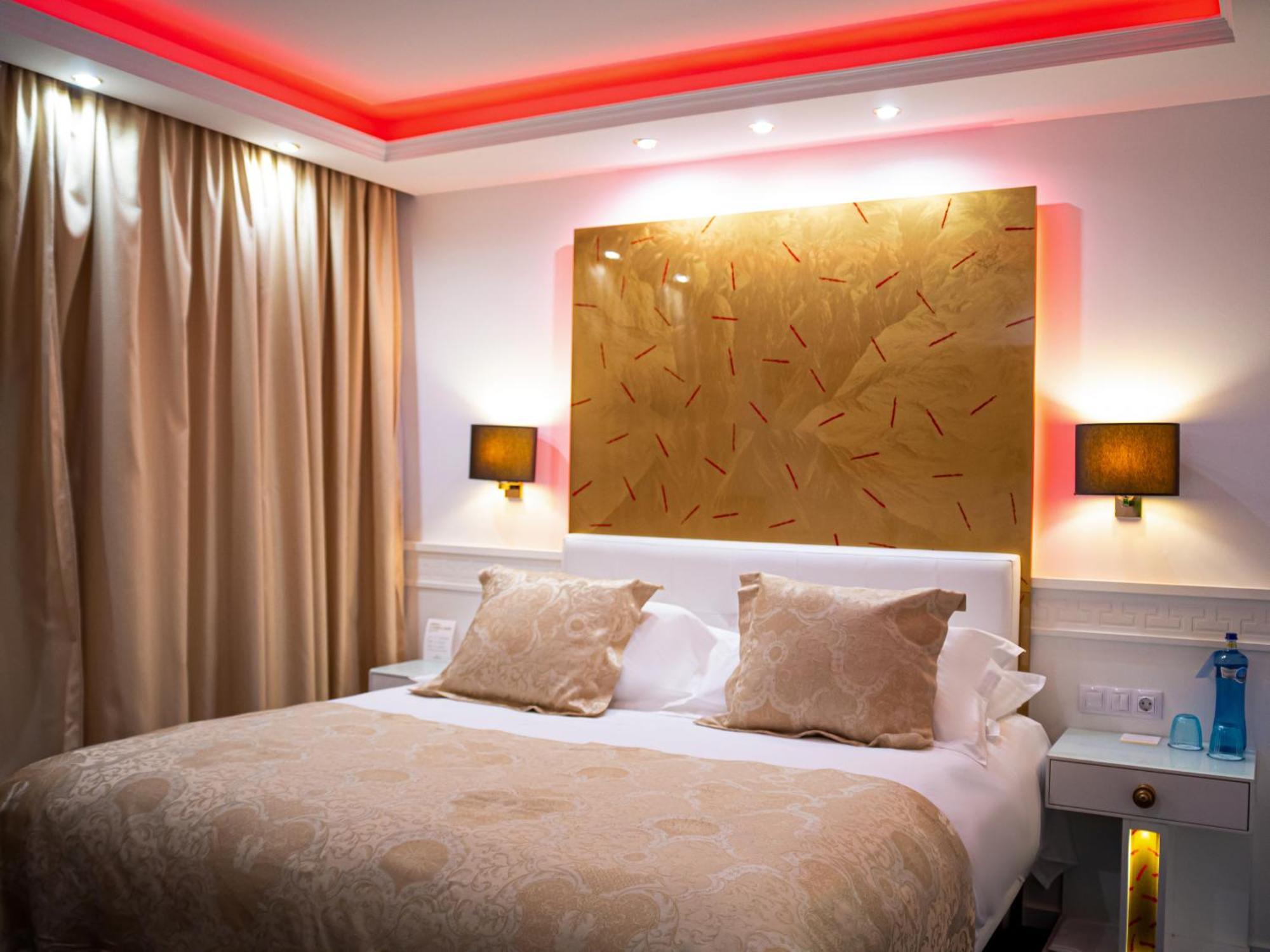 Hotel Princesa Parc Excellence أرينسال المظهر الخارجي الصورة A room at the hotel