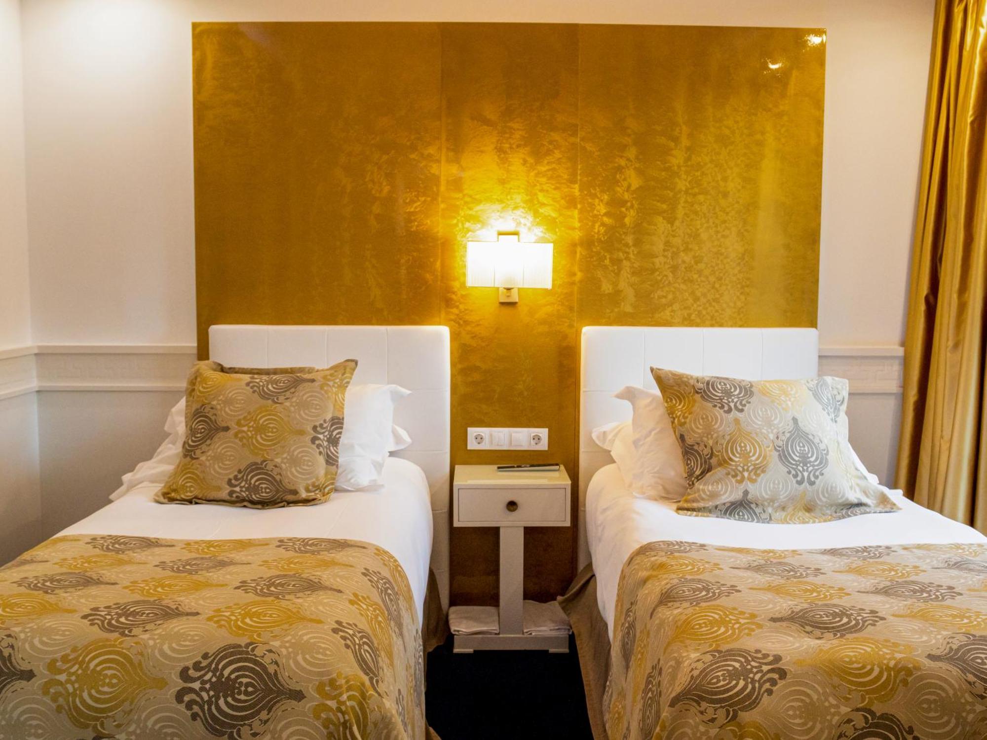 Hotel Princesa Parc Excellence أرينسال المظهر الخارجي الصورة A room at the hotel