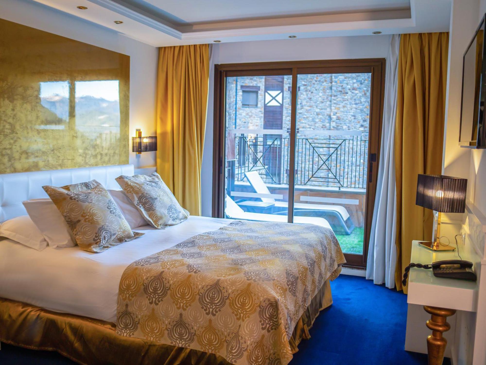 Hotel Princesa Parc Excellence أرينسال المظهر الخارجي الصورة A room at the hotel